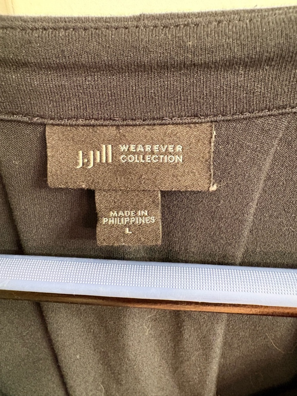 J. Jill Wearever Black V-Neck 3/4 Sleeve Top L - Picture 2 of 12